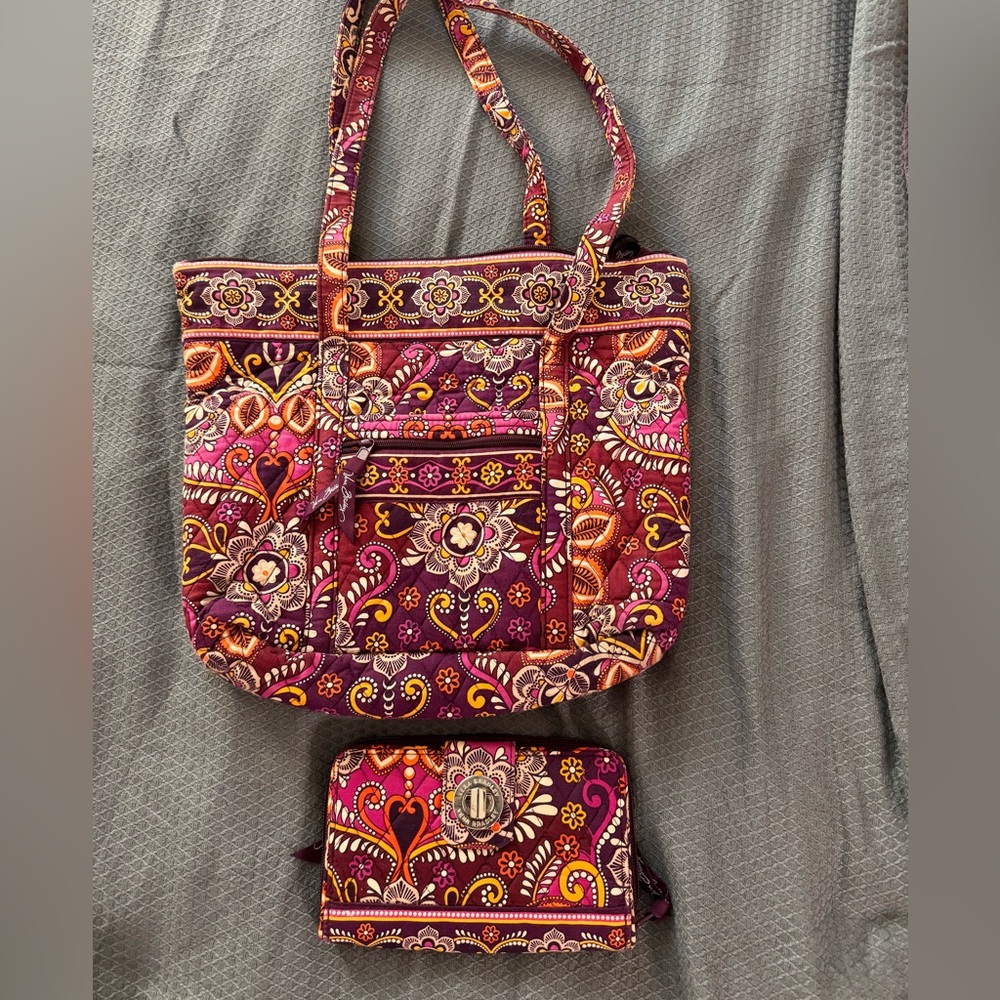 Vers Bradley Retired pattern Tote and Wallet